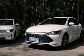 高压油箱上热搜！为什么插混车型要用它，与普通油箱有什么区别？图片