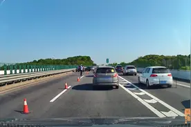 应急车道不能走？别傻了！喵哥告诉你这几种情况，光明正大地走图片