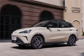 最低仅需5.98万，三款纯电代步小车推荐，有一款续航超400km图片