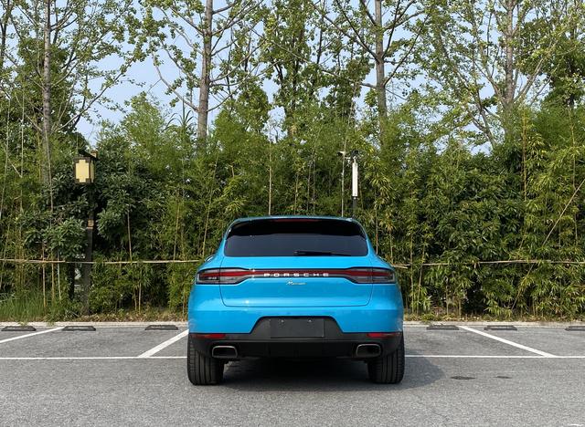 2020款 迈阿密蓝 保时捷 Macan 2.0T