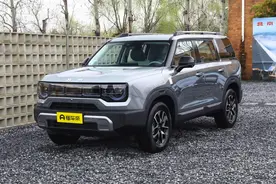 15万内买“方盒子”SUV，BJ30、iCAR 03、旅行者怎么选图片