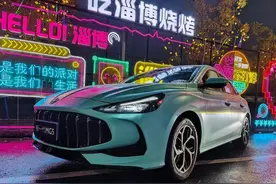 可玩性很高，最快零百加速6.9s，2024款名爵MG5售价6.59万元起图片