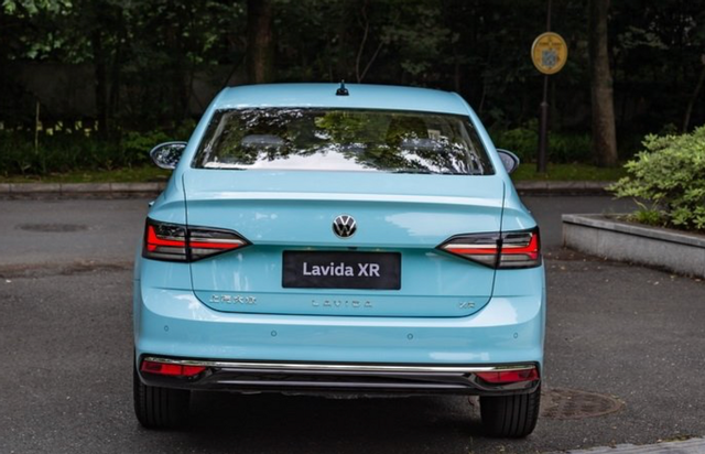 上汽大众朗逸新锐正式上市,售价9.999万元起,值得购买吗?