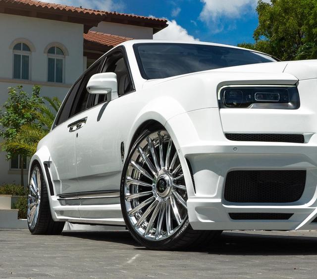 网友说想把自己的库里南改宽体，怎么改？这个案例你们喜欢吗？