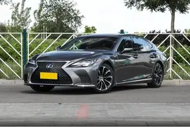 百公里油耗仅6.8L，搭载V6+电机组合，带你看雷克萨斯LS图片