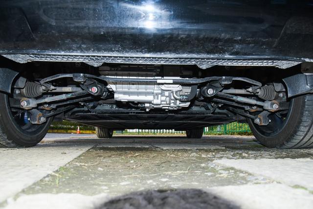 零跑Lafa5上市售9.78万元起