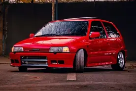 夏利也有性能版钢炮，大发Charade GTti图片