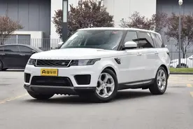 气场依旧强大，百公里油耗2.7L，揽胜运动版PHEV用车成本解析图片