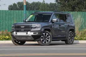 解读方程豹豹5，综合续航达1200km，4.8秒破百，能家用还能越野图片