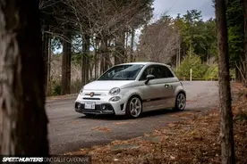 日本HKS改装菲亚特钢炮，JDM风格的Abarth 595图片