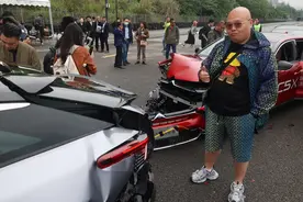 中国汽研国内首个高速连环碰撞试验 凡尔赛C5X 成绩很“凡尔赛”视频封面