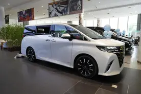 不坑穷人，又要加价30万！24款丰田埃尔法仍是人类高质量MPV？图片