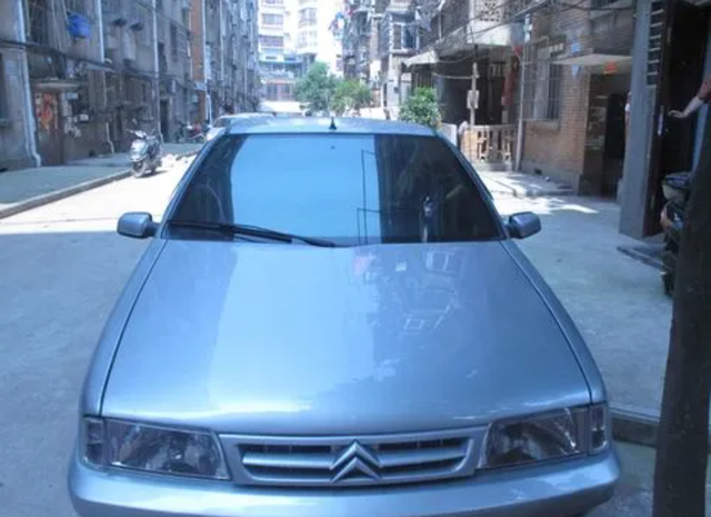 90年代风靡一时的汽车，有的虽已停产，但依旧经典