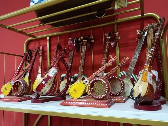 驾丰田锋兰达游南疆莎车古城