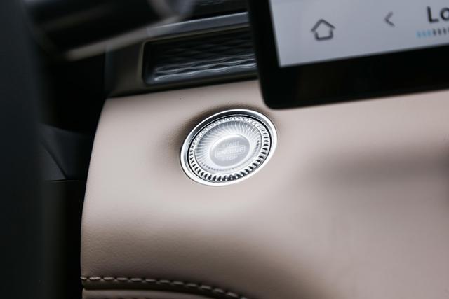 长途出行如何更轻松？聊聊捷途山海L7 PLUS的续航与智驾辅助配置