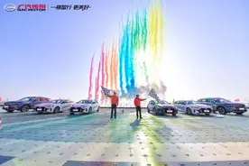 歼15是怎样炼成的，影豹就是怎样炼成的图片