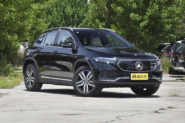 优惠普遍10万起步，国补取消之前，宝马奔驰纯电车型值得入手吗？