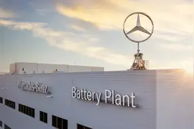 奔驰“三叉星”标志的真正含义图片