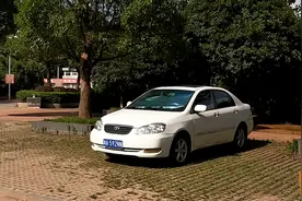 汽车暴晒后如何快速降温？喵哥教你一套实用高效的做法，快速降温图片