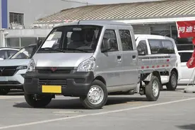 4万多就能买货车创业，荣光小卡加长版单排、双排任选，满载近2吨图片