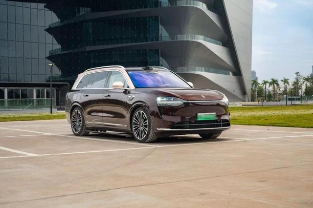 轻松游大湾区宜居城市，开问界M9向珠海出发