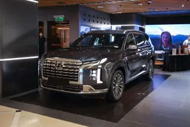 30.08万起，纯进口配3.5L V6+8AT，帕里斯帝综合实力有多强？图片