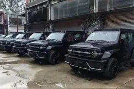 限量7000台，坦克300赛博骑士实车现身，售价33.8万元图片