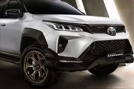 新车 | 2.8T柴油动力/7座中型SUV，丰田Fortuner宽体套件版官图图片