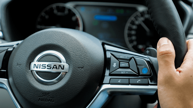 公认的舒适王！车长超4米9+祖传“大沙发”，日产天籁该怎么选？