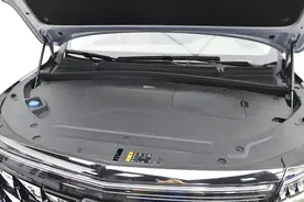 荣威iMAX8电动：用起来真便宜，不怕油价上涨图片