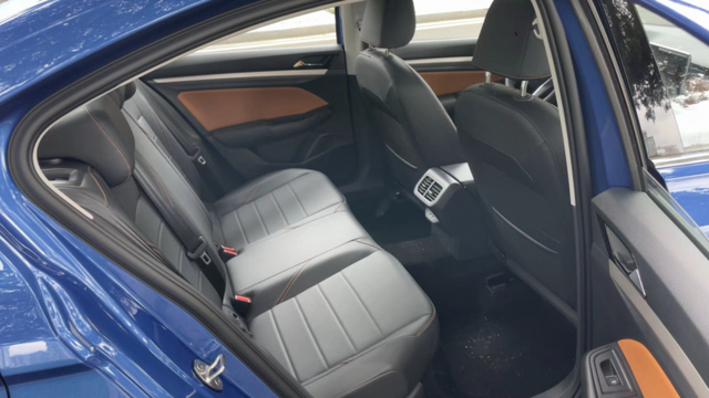 试驾全新宝来：质感全面升级，A级车市又要被“卷”出新高度