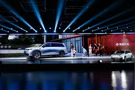 顶配不到19万，纯电增程双动力，零跑C16上市，13个点帮你了解它图片