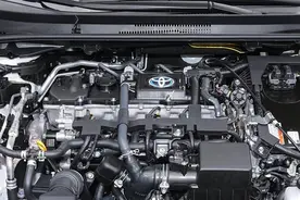 用上大电机、大电池的丰田第五代混动，靠便宜打败本田？图片