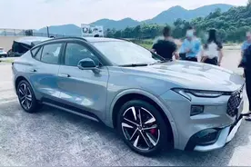 堪称福特“颜值担当”，全新轿跑SUV EVOS再露真身，还带2.0T+8AT图片