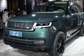 全新路虎揽胜养车有多贵？一年保险就能养台宝马X3图片