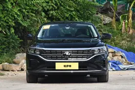 15万可以闭眼买的B级轿车，10年不换车的看过来图片