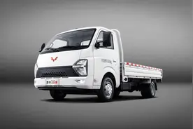 再等等，五菱即将上市一款新车，货箱三米八，搭载2.0L发动机图片