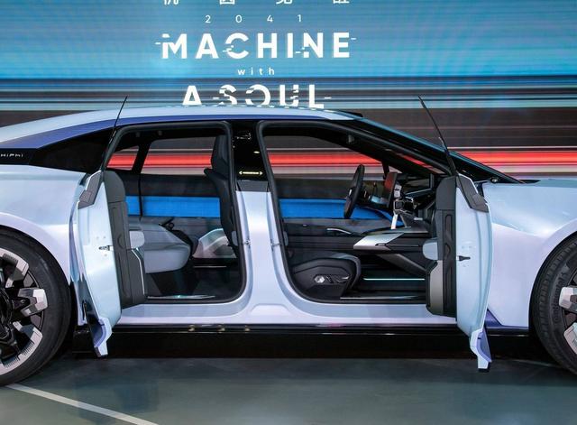 成都车展八大重磅新车来袭，价格10-90万都有，准备买车的先等等