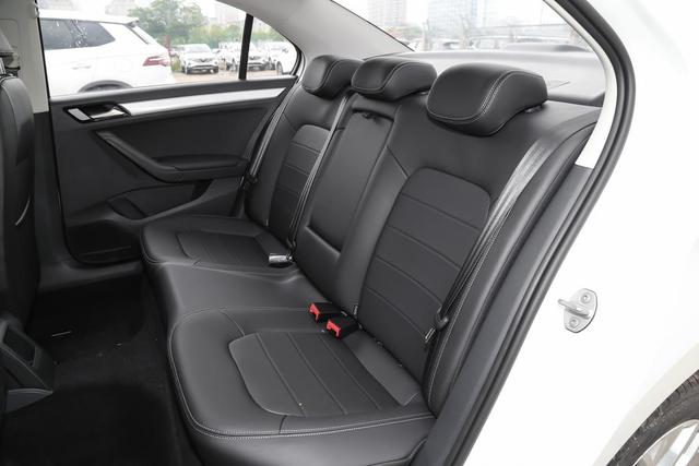 德系血统三大件，2021款捷达VA3，售价6.58万元起