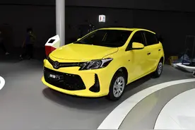 油耗5L价格9.28万，买个合资带大屏的省油小车，实拍丰田威驰FS图片