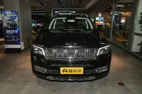 北京BJ90：搭载3.0T+9挡手自一体，外观时尚，造型稳重图片