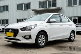 体验瑞纳1.4L手动焕彩网联版，售价5.79万，空间实用，养车成本低图片