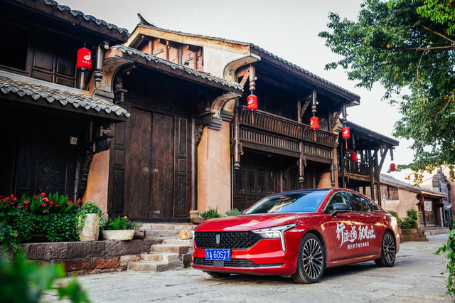 不负春光不负卿，与奔腾B70邂逅盎然春意