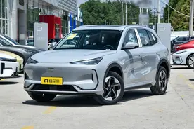 售13.58万元，530km续航+L2级智驾，吉利银河E5这么选错不了图片