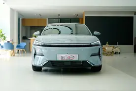 动力更足 车机更智能 家用选高配 吉利银河L6实拍导购图片