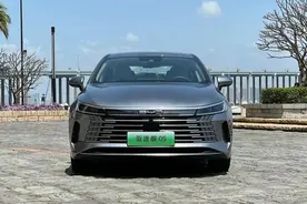 试驾比亚迪驱逐舰05：自主家轿替代合资家轿不是吹图片