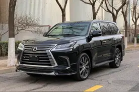 雷克萨斯lx570商务版，豪华内饰还带航空座椅图片