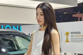 上海车展车模一图流：现代起亚依然网红聚集，马自达埃安争二三图片