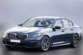 全新宝马5系曝光！造型更加运动 或配双联屏内饰！图片