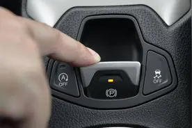 正在消失的9个汽车配置，认识4个以上说明你老了，你认识几样？图片